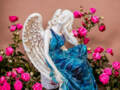 Figurka anioła od Św. Rity - turkus -  47 x 25 cm figurka dekoracyjna