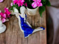 Figurka anioła Matilda - granat -  15 cm figurka dekoracyjna