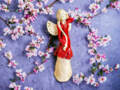 Figurka anioła Arianna - czerwona -  35 x 15 cm figurka dekoracyjna