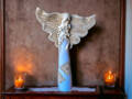 Figurka anioła Dorothy - biała -  45 x 30 cm figurka dekoracyjna