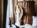 Figurka anioła Gabriel - biała -  40 x 18 cm figurka dekoracyjna
