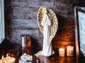 Figurka anioła Gabriel - biała -  40 x 18 cm figurka dekoracyjna