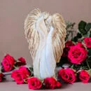 Figurka zakochanych aniołów - wiszące biało beżowe