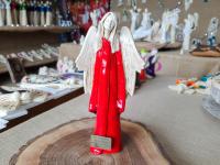 Figurka anioła Julia - czerwony -  27 x 14 cm