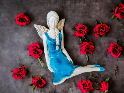 Figurka anioła - turkus jasny -  15 cm figurka dekoracyjna