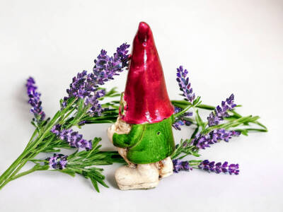 Figurka Skrzat Szczęściarz - fiolet zielony -  10 x 5 cm figurka dekoracyjna
