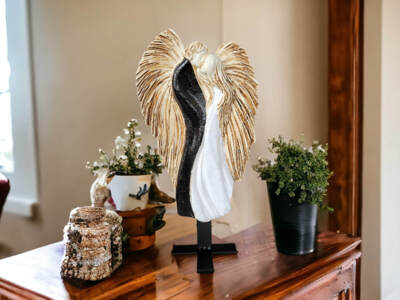 Figurka zakochanych aniołów - wisząca biało czarna -  35 x 21 cm figurka dekoracyjna