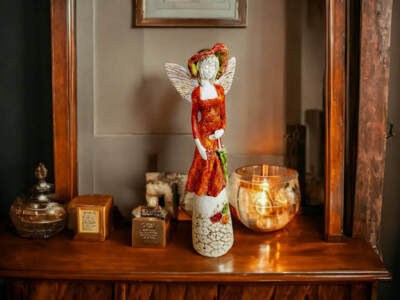 Figurka anioła Olivia - pomarańcz -  32 x 15 cm figurka dekoracyjna