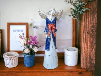 Figurka anioła Liliy - granat z brązem -  35 x 15 cm figurka dekoracyjna