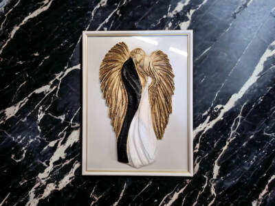 Figurka zakochanych aniołów + ramka - wiszące biało czarne -  35 x 21 cm figurka dekoracyjna