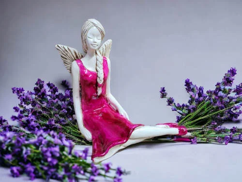 Figurka anioła 969 - Jasny fiolet -  15 cm figurka dekoracyjna