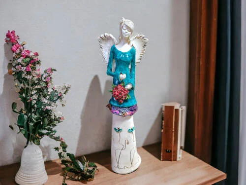 Figurka  anioła 943 -  40 x 16 cm figurka dekoracyjna