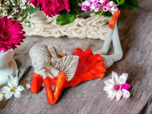 Figurka anioła Dixie - pomarańcz -  15 cm figurka dekoracyjna