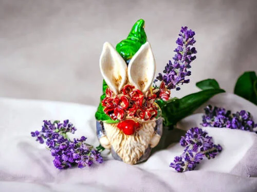 Figurka Skrzat Uszal - zielony szary -  figurka dekoracyjna 5 x 5 cm