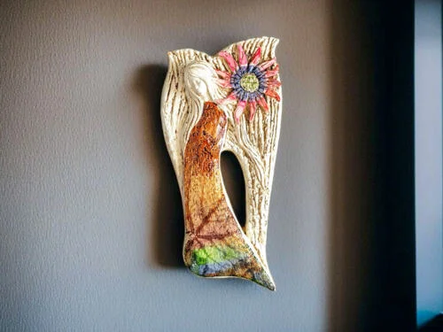 Figurka anioła Xenylla Art - pomarańcz -  figurka dekoracyjna 31 x 16 cm