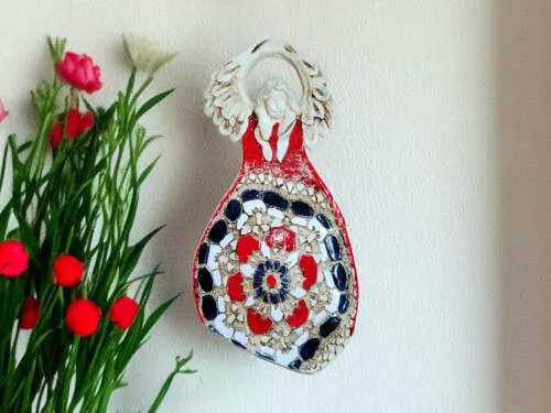 Figurka anioła obfitości - czerwon granat -  31 x 16 cm figurka dekoracyjna