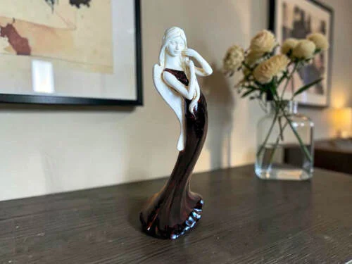 Figurka anioła Elise - ciemny brąz -  35 x 15 cm figurka dekoracyjna