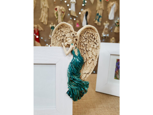 Anioł Andrea + Ramka - turkus Prawy -  19 x 11 cm figurka dekoracyjna