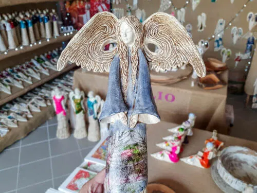 Figurka anioła Clara Art Leaf - szara  -  40 x 28 cm figurka dekoracyjna