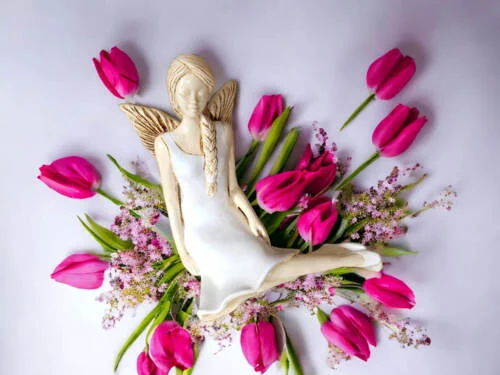 Figurka anioła 751 -  15 cm figurka dekoracyjna