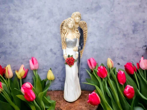 Miłujące Anioły - biało czarne -  37 x 12 cm figurka dekoracyjna