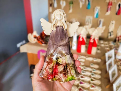 Figurka anioła Monica Art Leaf -  18 x 10 cm figurka dekoracyjna