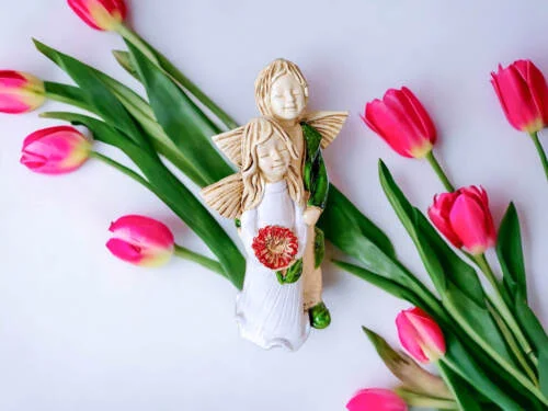 Anioł Allen & Alice - biały zielony -  25 x 14 cm figurka dekoracyjna