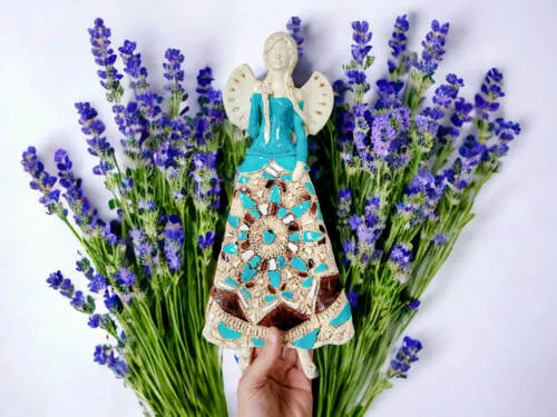 Figurka anioła Heather - turkus
 -  35 x 15 cm figurka dekoracyjna