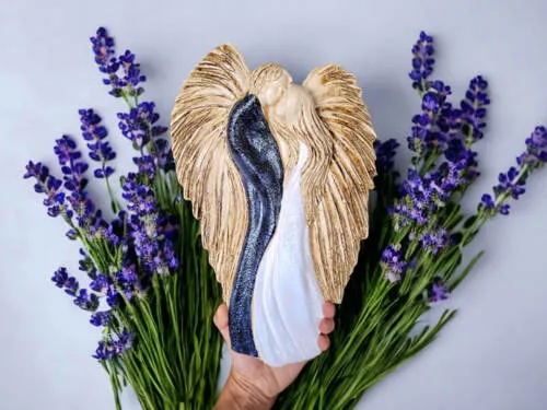 Figurka zakochanych aniołów - wisząca biało granatowe -  35 x 21 cm figurka dekoracyjna