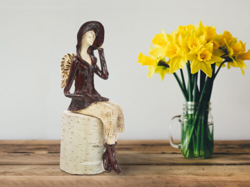 Figurka  anioła Megan - brązowy  -  20 x 9 cm figurka dekoracyjna