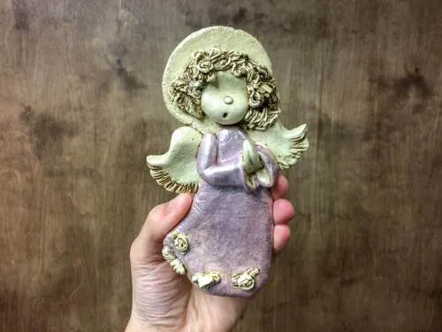 Figurka anioła 990 -  16 x 10 cm figurka dekoracyjna