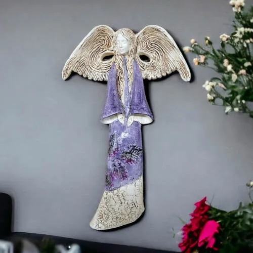 Figurka anioła Clara Art Leaf - fiolet -  40 x 28 cm figurka dekoracyjna