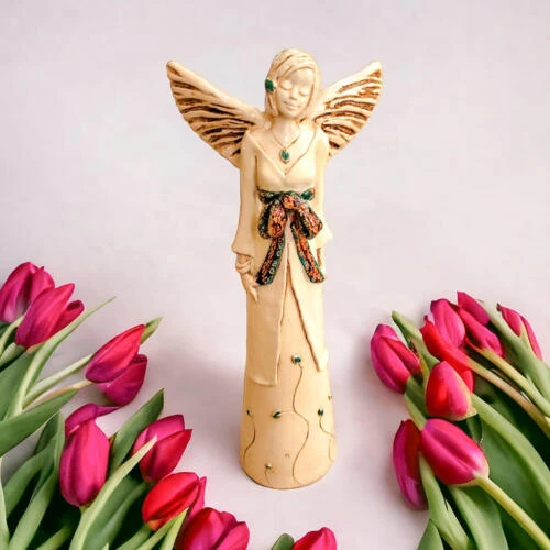 Figurka anioła Lily - ecru -  35 x 15 cm figurka dekoracyjna