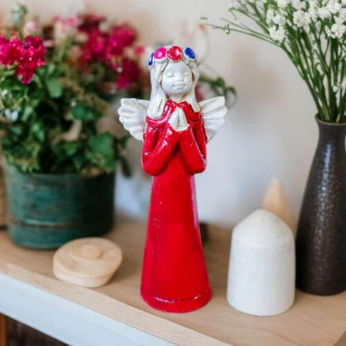 Figurka anioła Eva - czerwona -  15 cm figurka dekoracyjna