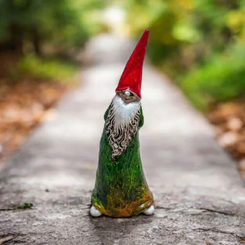 Figurka Skrzat Dobra Rada - czerwony zielony -  18 x 7 cm figurka dekoracyjna