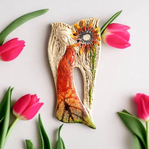 Figurka anioła Xenylla Art - pomarańcz -  figurka dekoracyjna 31 x 16 cm