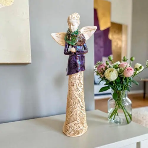 Figurka anioła Catherine - wrzosowy -  35 x 15 cm figurka dekoracyjna