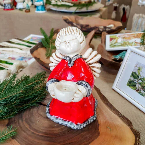 Figurka anioła Anthony - czerwony -  10 x 18 cm figurka dekoracyjna