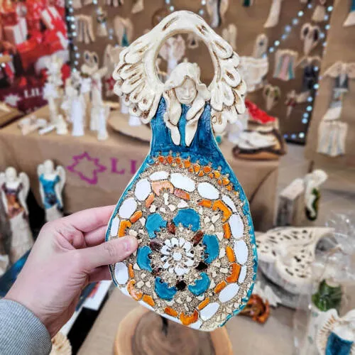 Figurka anioła obfitości - turkus pomarańcz -  31 x 16 cm figurka dekoracyjna