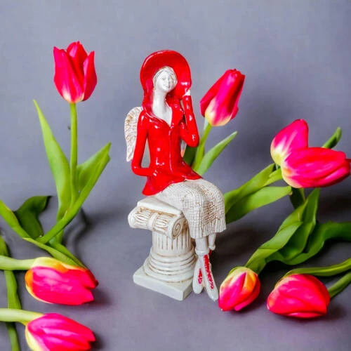 Figurka anioła Megan - czerwona -  20 x 9 cm figurka dekoracyjna