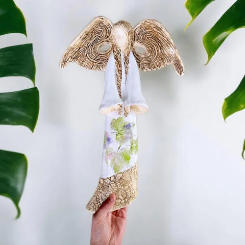 Figurka anioła Clara Art Leaf - biała -  40 x 28 cm figurka dekoracyjna