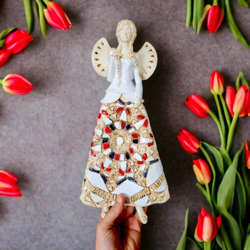 Figurka anioła Heather - biały czerwony -  35 x 15 cm figurka dekoracyjna