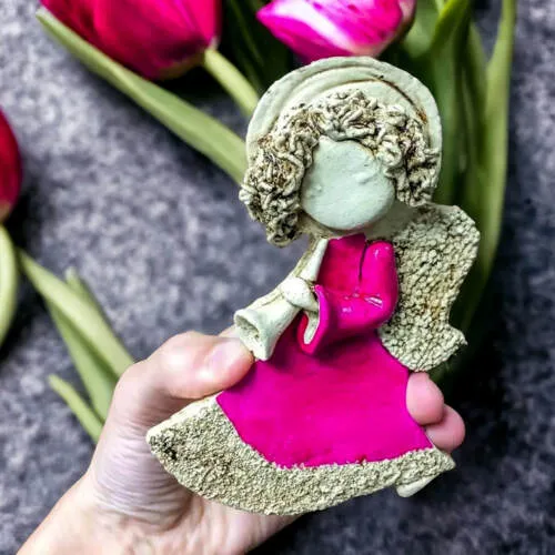 Figurka anioła Liolinka - różowa -  15 x 10 cm figurka dekoracyjna