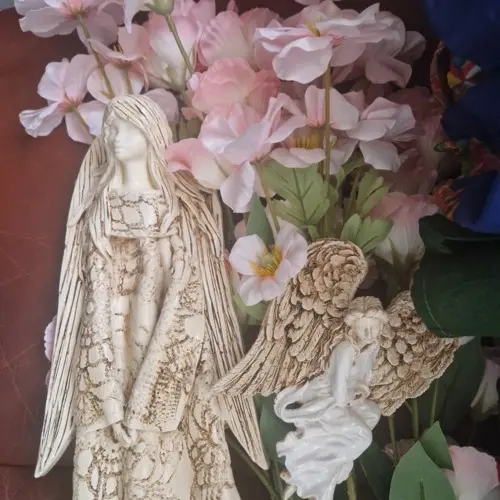 Figurka anioła Genesis - wisząca beżowa -  55 x 20 cm figurka dekoracyjna