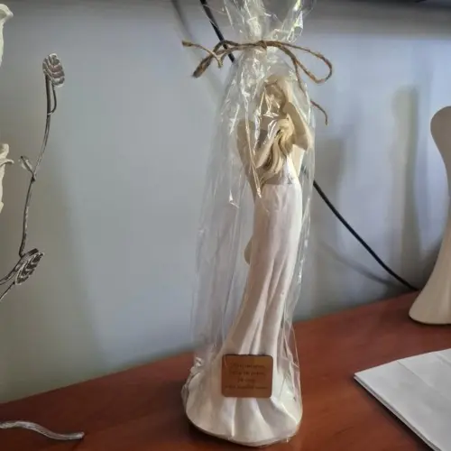 Figurka anioła Elise Art - biała -  35 x 15 cm figurka dekoracyjna