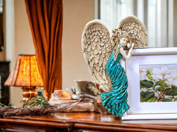 Anioł Andrea - turkus Lewy -  19 x 11 cm