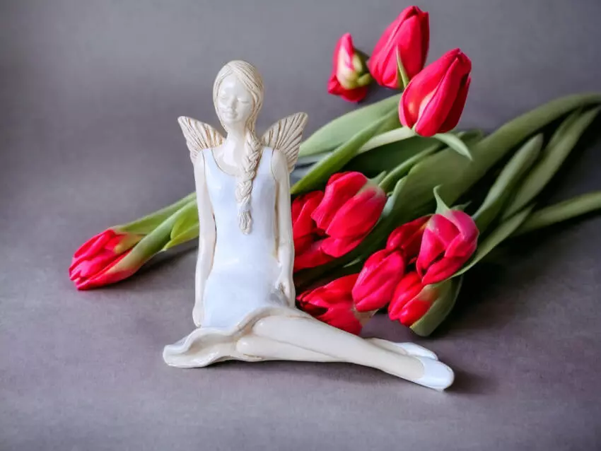Figurka anioła 751 -  15 cm figurka dekoracyjna