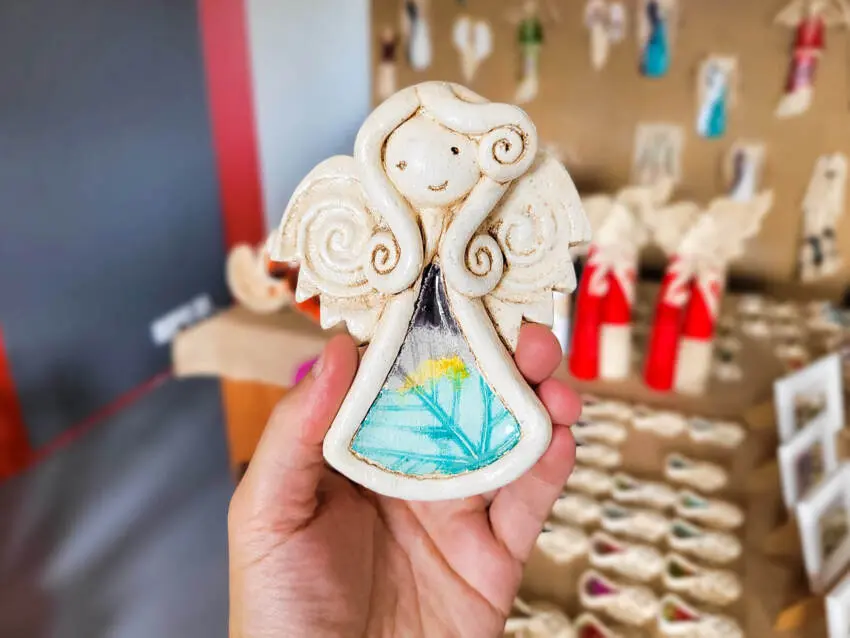 Figurka aniołka Niunia Art  -  10 x 7 cm figurka dekoracyjna